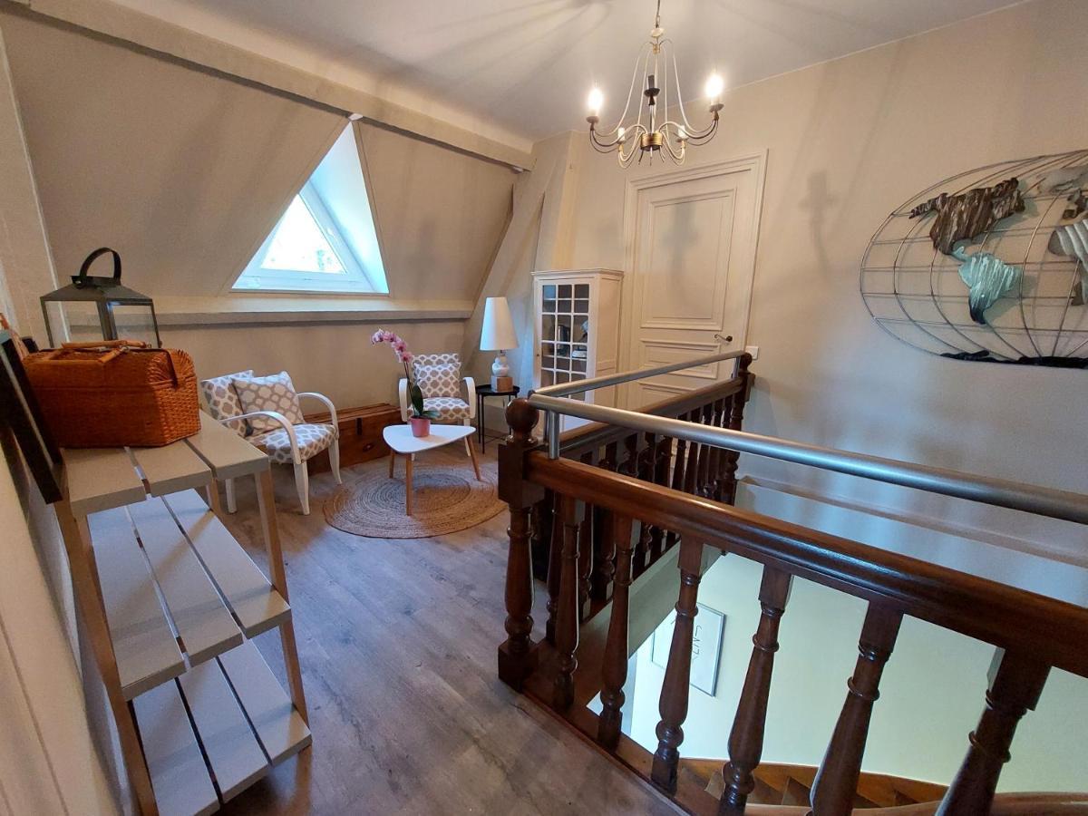 Chambres D'Hotes Le Relais Globe Trotteur Montaigu  Экстерьер фото