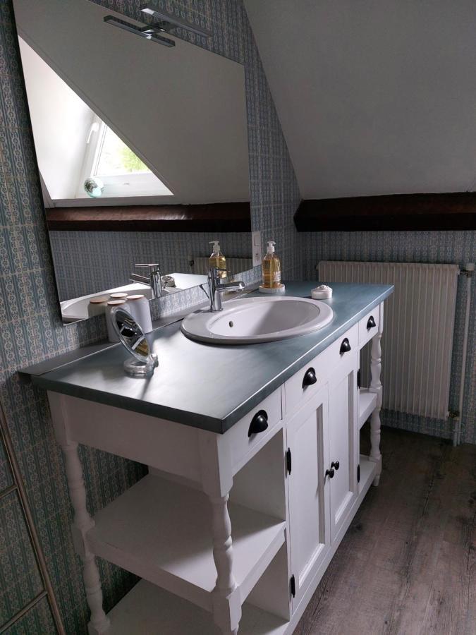 Chambres D'Hotes Le Relais Globe Trotteur Montaigu  Экстерьер фото