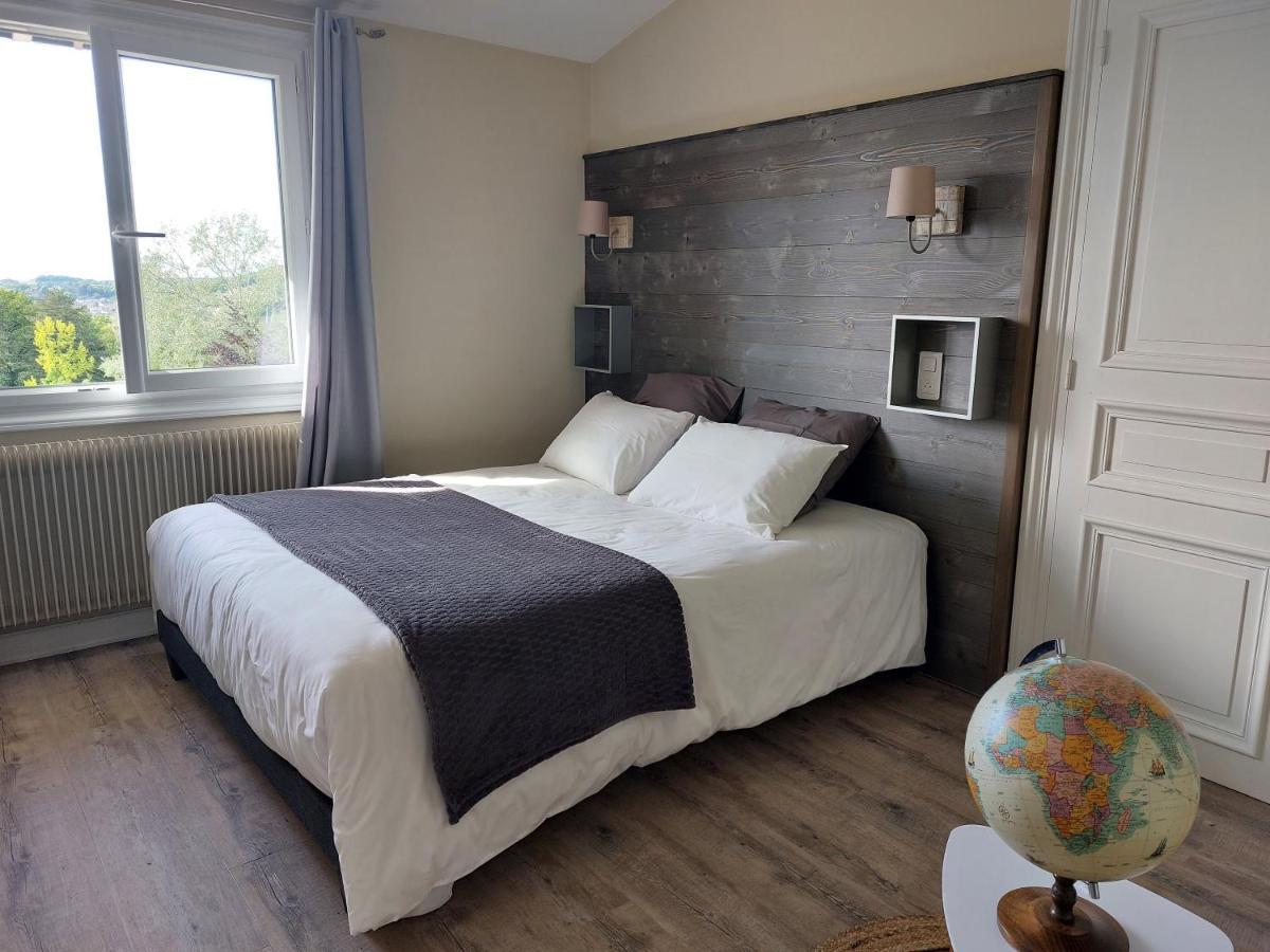 Chambres D'Hotes Le Relais Globe Trotteur Montaigu  Экстерьер фото