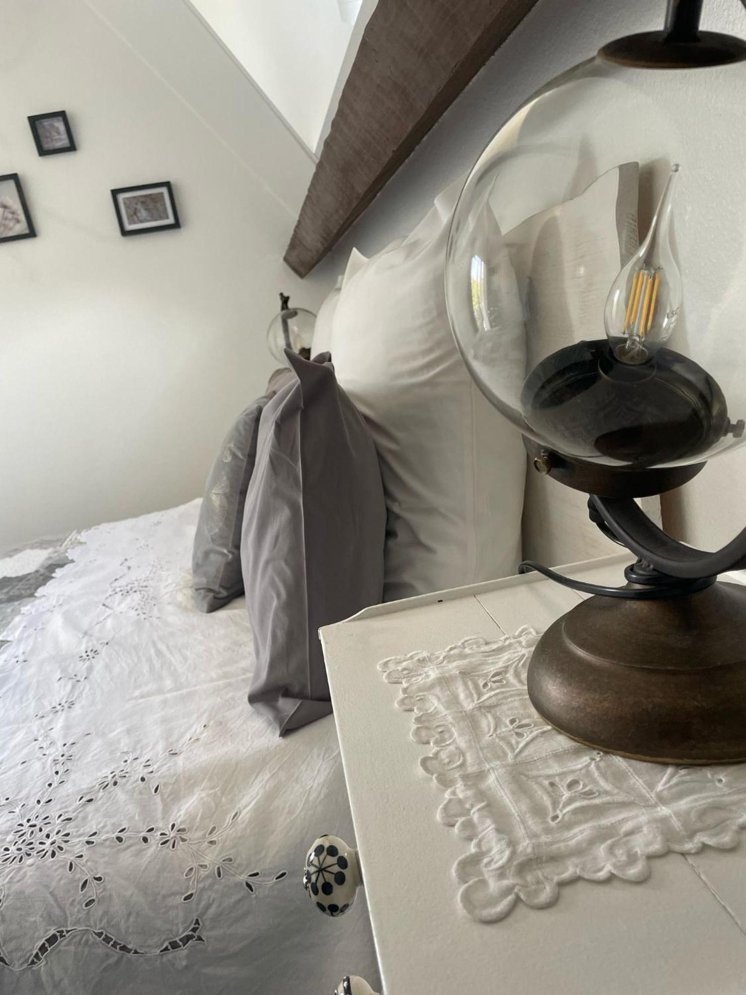 Chambres D'Hotes Le Relais Globe Trotteur Montaigu  Экстерьер фото